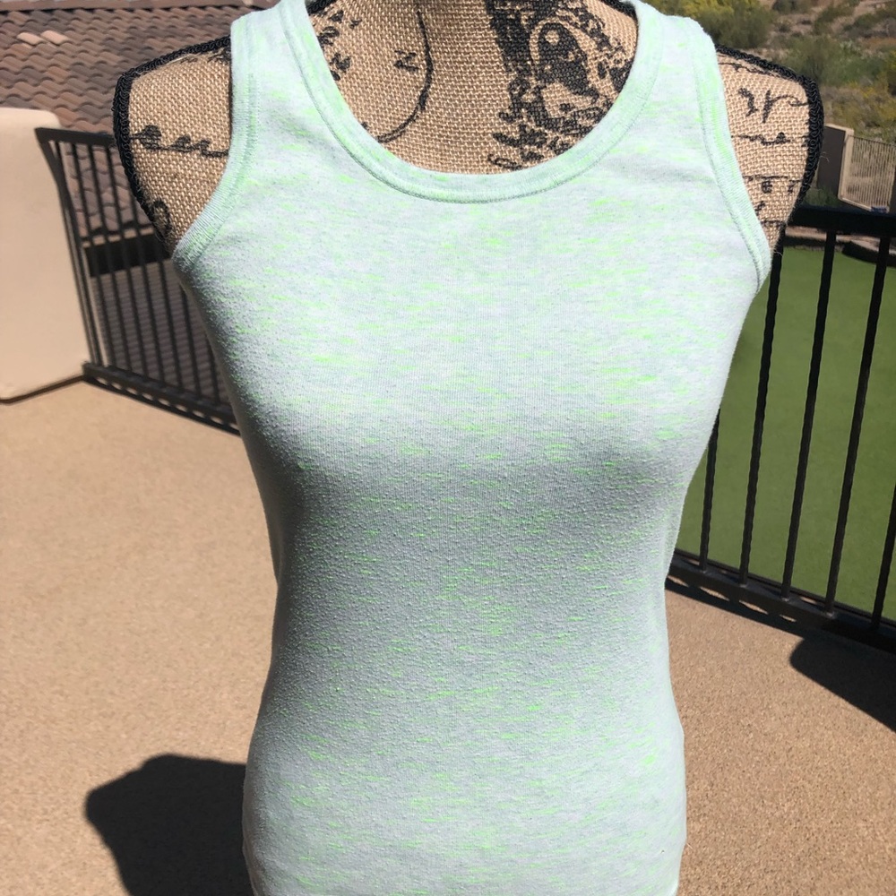 Girls Cat & Jack tank.